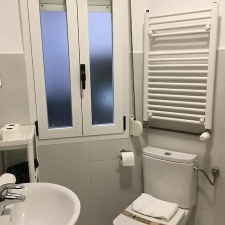 Calida Vivienda Turistica Centrica Junto Al Funicular Y Metro Апартаменты