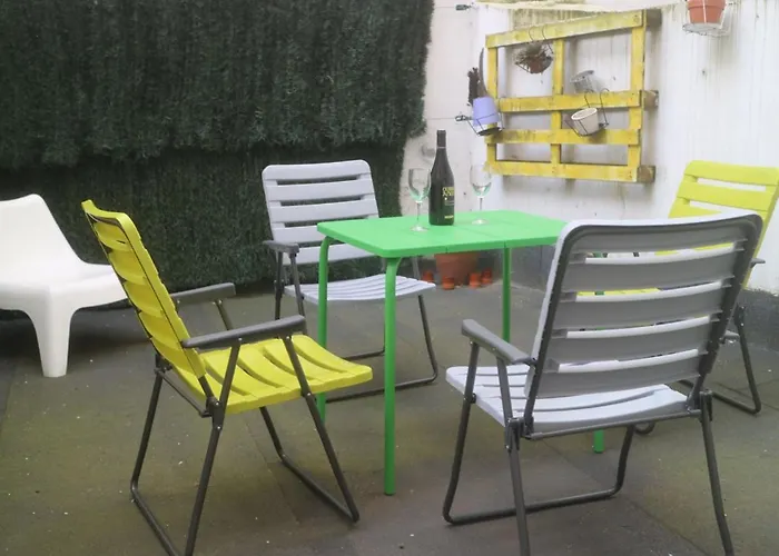 Апартаменты Calida Vivienda Turistica Centrica Junto Al Funicular Y Metro *