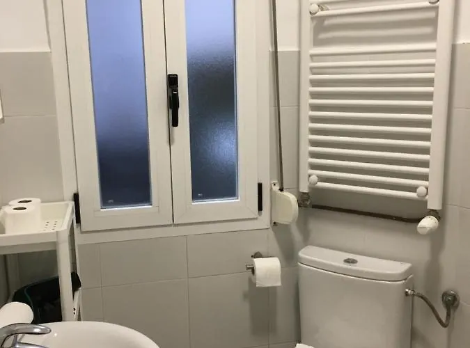 Calida Vivienda Turistica Centrica Junto Al Funicular Y Metro Апартаменты