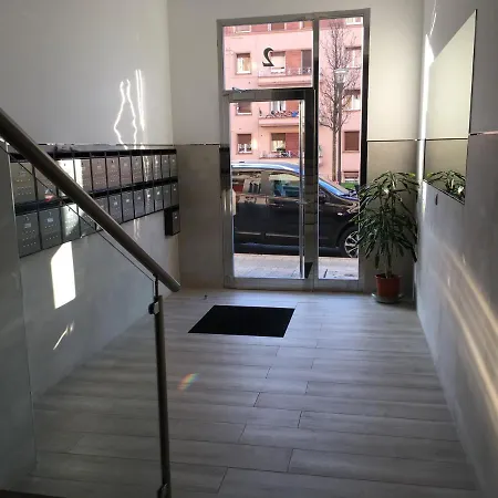公寓 Calida Vivienda Turistica Centrica Junto Al Funicular Y Metro *
